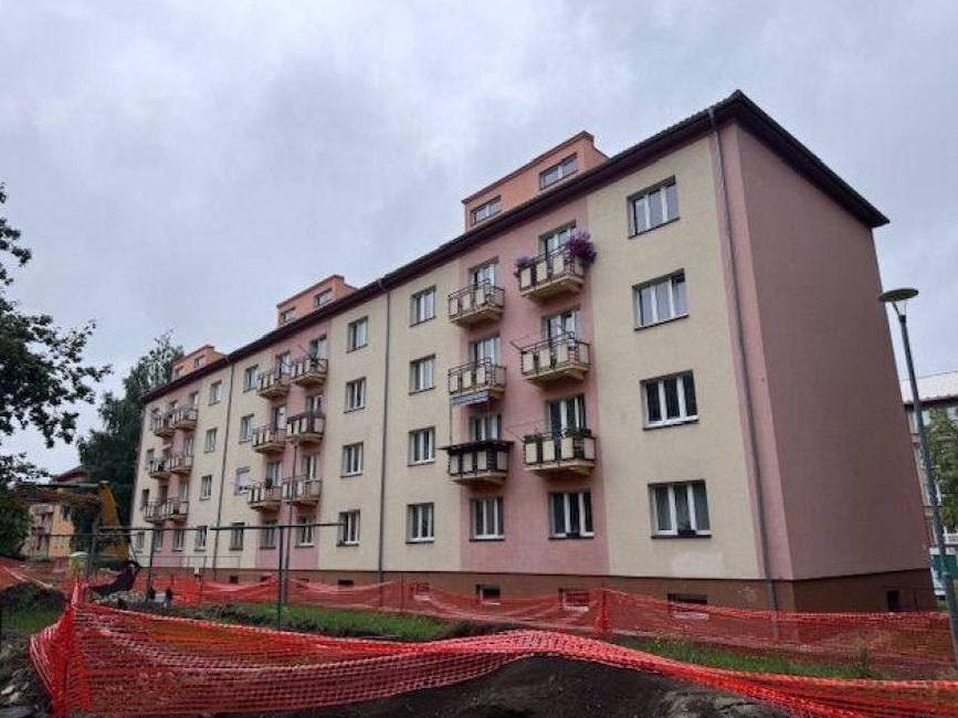 Byt 2+1 v Ostrově