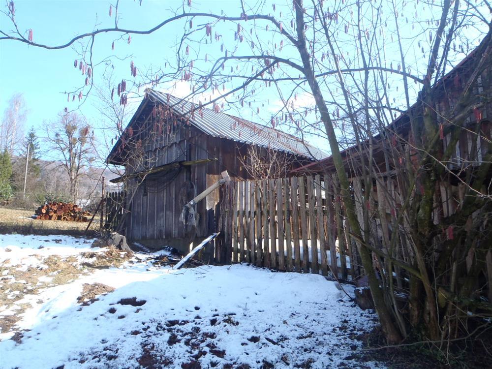 Podíl 1/4 na rodinném domě v Nýdku s pozemky