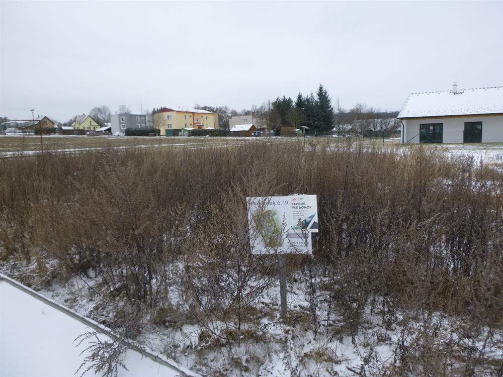 Stavební pozemek v Lešanech u Benešova