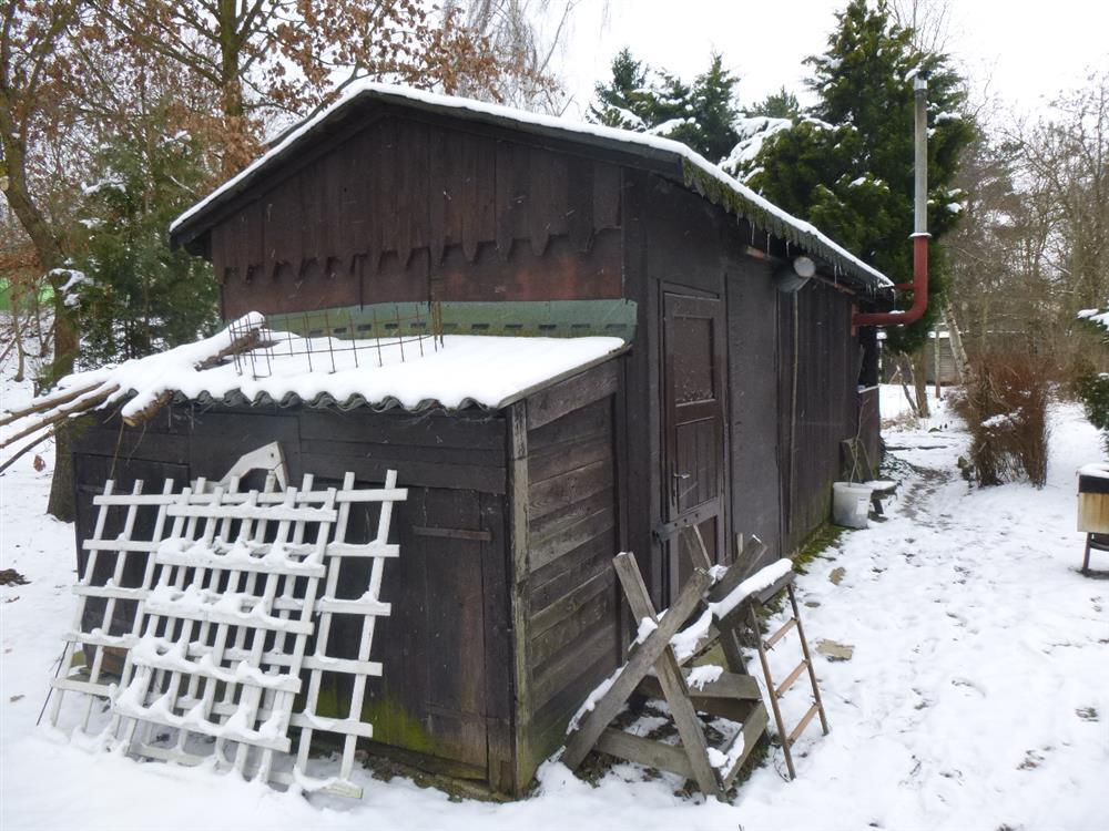 Podíl 1/6 na 3 chatách a pozemcích ve Veselí nad Lužnicí