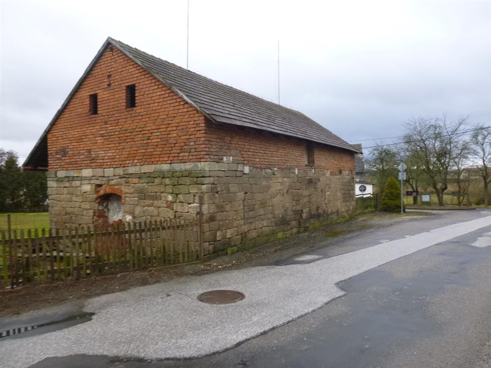 Podíl 1/4 na RD (zem used.) v Dobré Vodě u Hořic