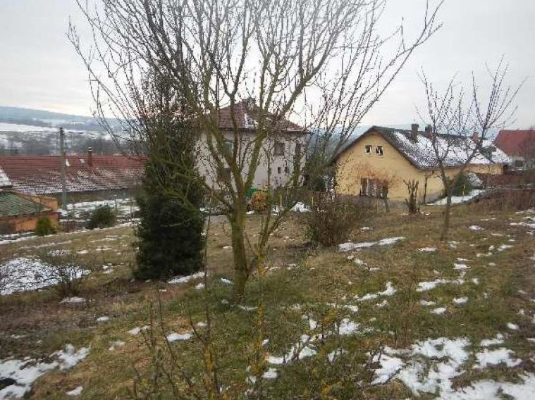 Výrobní a skladovací areál v Přísece